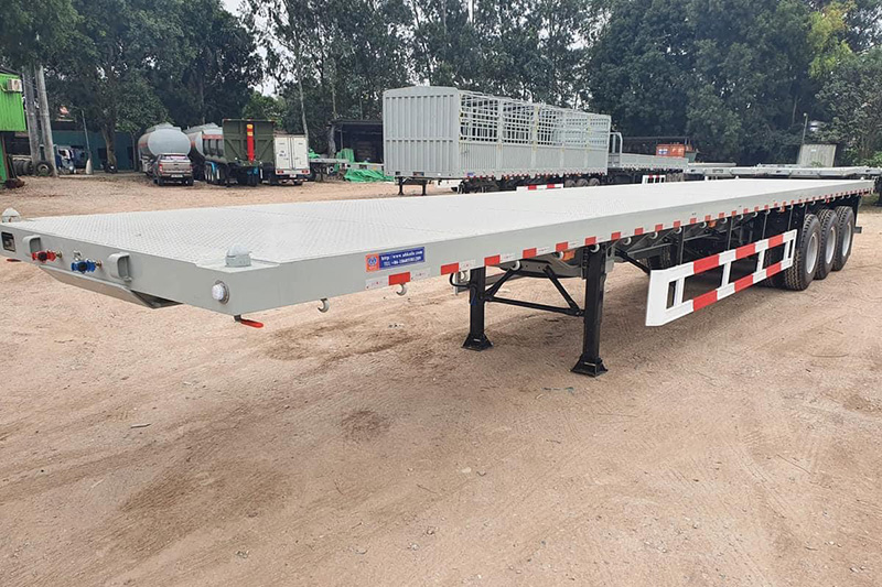 Xe quét hút bụi nhà xưởng